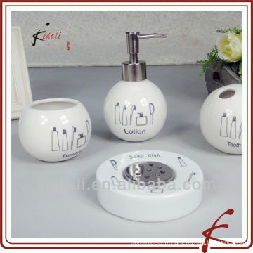 China Factory Ceramic Porcelain Hotel Ensemble d&#39;accessoires de salle de bains Ensemble de bain